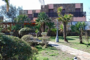 VILLA E PARTE DEL GIARDINO